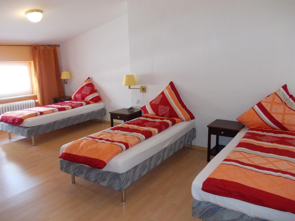 Hotel Im Bahnhof Pasov Pokoj fotografie