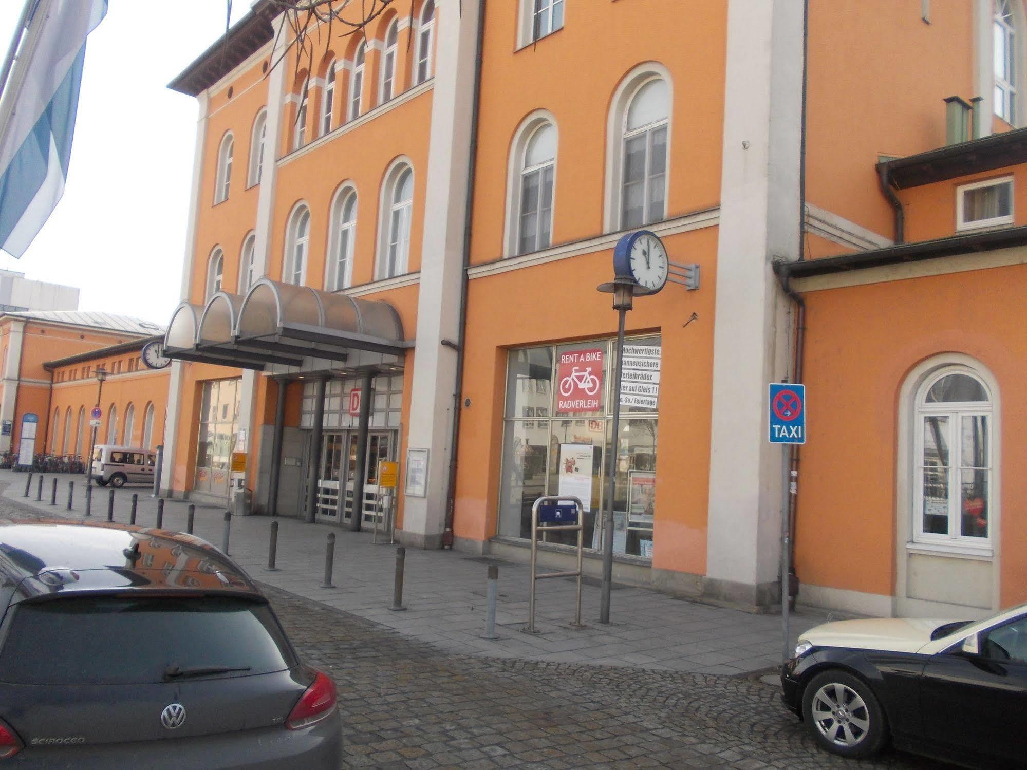 Hotel Im Bahnhof Pasov Exteriér fotografie
